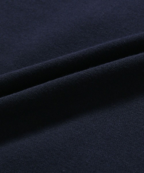 ADAM ET ROPE'(アダムエロペ)の「【F for ADAM ET ROPE'】別注 MICKEY/SWEAT(スウェット・レディース・グレー/ネイビー・L/S)」の13枚目の写真