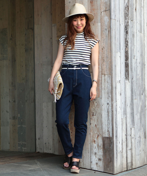 Another Edition（アナザーエディション）の「ハイウエストデニムパンツ/AEBC HI/W DNM◆（デニムパンツ・レディース・オフホワイト/ネイビー/ライトブルー・SMALL/MEDIUM）」の5枚目の写真