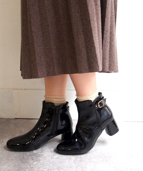 byあしながおじさん（バイアシナガオジサン）の「レインショートブーツ　-8890791（レインシューズ・レディース・ブラック/ネイビー/アイボリー/ベージュ/ピンク・22.5cm/23.0cm/24.0cm/24.5cm/23.5cm）」の9枚目の写真