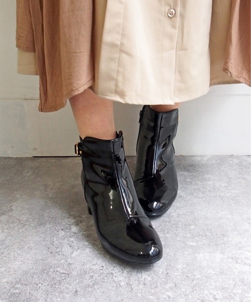 byあしながおじさん（バイアシナガオジサン）の「レインショートブーツ　-8890791（レインシューズ・レディース・ブラック/ネイビー/アイボリー/ベージュ/ピンク・22.5cm/23.0cm/24.0cm/24.5cm/23.5cm）」の11枚目の写真