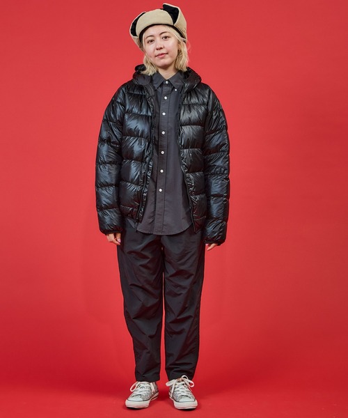 NANGA(ナンガ)の「【TRAIL BUM】 X 【NANGA】NOT BAD DOWN HOODIE/ ノットバッドダウンフーデイ(ダウンジャケット/コート・メンズ・ブラック/ダークグレー/ブルー系その他/ブラック系その他・LARGE/MEDIUM/SMALL)」の22枚目の写真