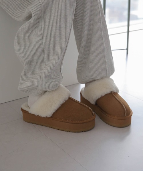 UNE MANSION（ユヌマンション）の「フェイクファーゴム厚底スリッパムートンブーツ（スリッポン・レディース・ブラウン/ベージュ/ブラック/グレー・23.0cm/24.0cm/25.0cm）」の19枚目の写真