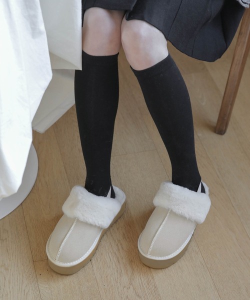 UNE MANSION（ユヌマンション）の「フェイクファーゴム厚底スリッパムートンブーツ（スリッポン・レディース・ブラウン/ベージュ/ブラック/グレー・23.0cm/24.0cm/25.0cm）」の7枚目の写真