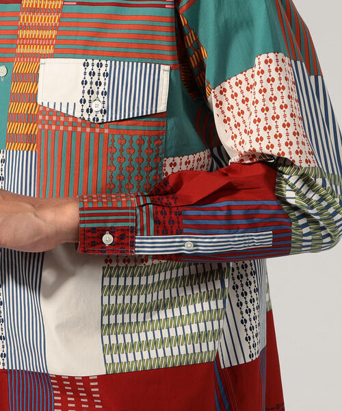 TOMORROWLAND (トゥモローランド)の「コットンブロード マルチパターン レギュラーカラーシャツ(シャツ/ブラウス・メンズ・グレー系その他/ブルー系その他3・S/XS/M)」の11枚目の写真