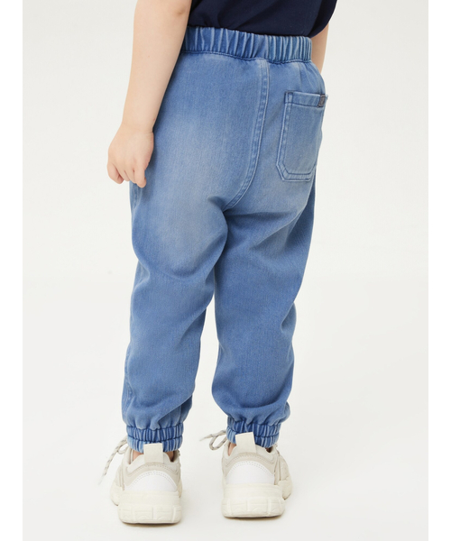 GAP(ギャップ)の「ニット デニム ジョガーパンツ (幼児)(デニムパンツ・キッズ・ライトインディゴブルー/インディゴブルー・3 YRS/4 YRS/12-18M/18-24M/2 YRS/5 YRS)」の4枚目の写真