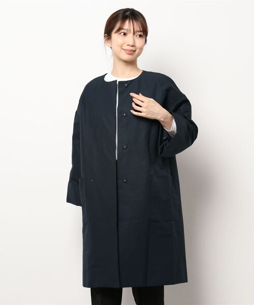 Te chichi CLASSIC(テチチクラシック)の「フィンクスコットンノーカラーコート(ノーカラーコート・レディース・ベージュ/ネイビー/モカ・フリ-)」の15枚目の写真