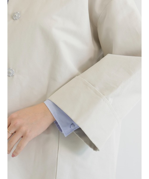 Te chichi CLASSIC(テチチクラシック)の「フィンクスコットンノーカラーコート(ノーカラーコート・レディース・ベージュ/ネイビー/モカ・フリ-)」の11枚目の写真