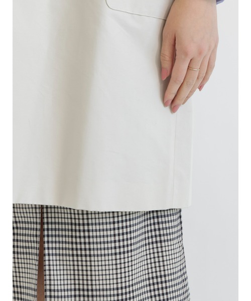 Te chichi CLASSIC(テチチクラシック)の「フィンクスコットンノーカラーコート(ノーカラーコート・レディース・ベージュ/ネイビー/モカ・フリ-)」の13枚目の写真