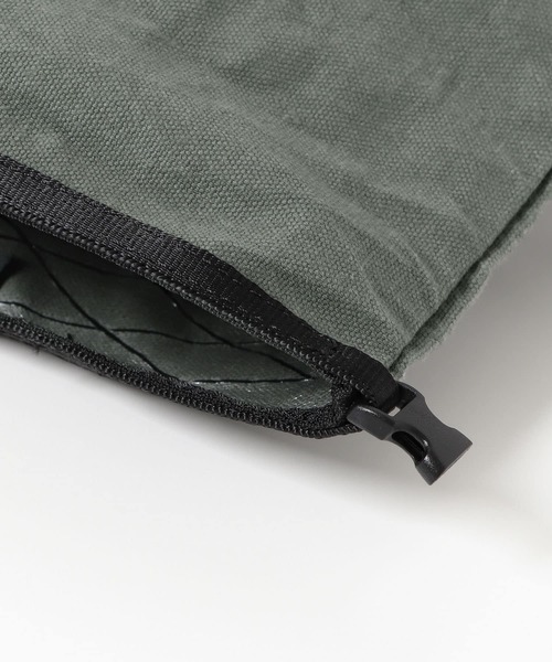 BURLAP OUTFITTER（バーラップアウトフィッター）の「『別注』BURLAP OUTFITTER×DOORS　PERSONAL EFFECT BAG（ショルダーバッグ・メンズ・ブラック/オリーブドラブ/ライトカーキ・ONE SIZE）」の15枚目の写真