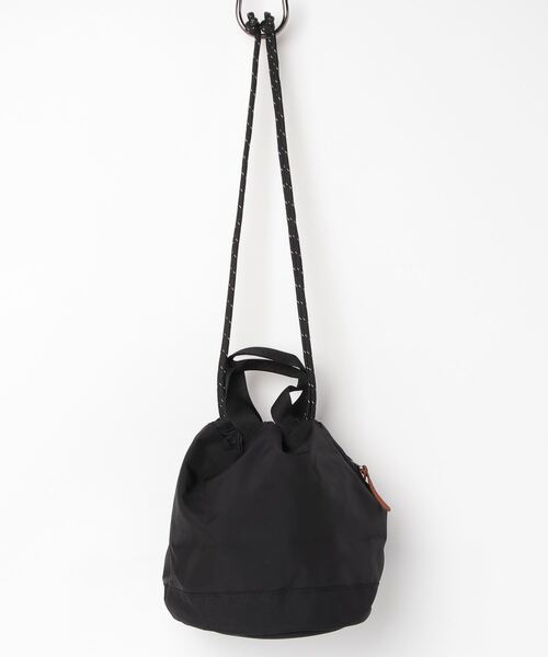 GREGORY（グレゴリー）の「GREGORY/グレゴリー CINCH BAG M/チンチバッグＭ/トロピカルフォレスト130296（ショルダーバッグ・メンズ・その他/ブラック・ONESIZE）」の3枚目の写真