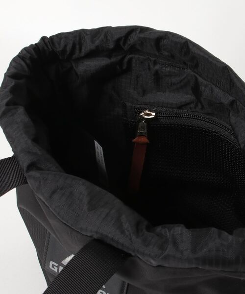 GREGORY（グレゴリー）の「GREGORY/グレゴリー CINCH BAG M/チンチバッグＭ/トロピカルフォレスト130296（ショルダーバッグ・メンズ・その他/ブラック・ONESIZE）」の5枚目の写真