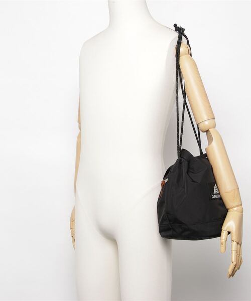 GREGORY（グレゴリー）の「GREGORY/グレゴリー CINCH BAG M/チンチバッグＭ/トロピカルフォレスト130296（ショルダーバッグ・メンズ・その他/ブラック・ONESIZE）」の6枚目の写真