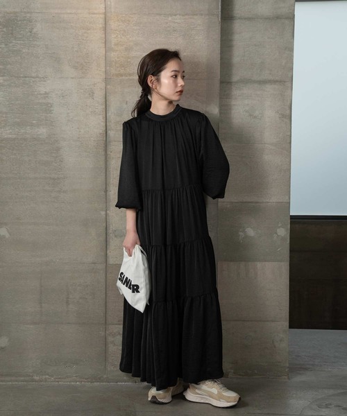 I_am（アイアム）の「high neck tiered ops（ワンピース・レディース・ブラック/ベージュ/オフホワイト・FREE）」の6枚目の写真