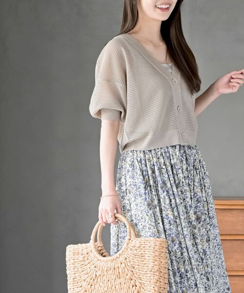 rps（アールピーエス）の「メッシュ編みショートニットカーディガン（カーディガン/ボレロ・レディース・ブラック/ベージュ/オフホワイト/ブルー・M/フリー）」の15枚目の写真