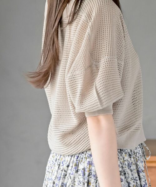rps（アールピーエス）の「メッシュ編みショートニットカーディガン（カーディガン/ボレロ・レディース・ブラック/ベージュ/オフホワイト/ブルー・M/フリー）」の9枚目の写真