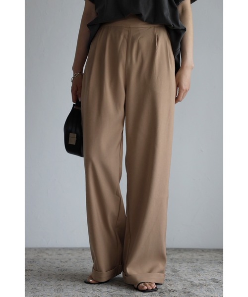 Bonjour Sagan（ボンジュールサガン）の「ツータックロールアップパンツ（スラックス・レディース・ベージュ/パープル/オレンジ・FREE）」の2枚目の写真