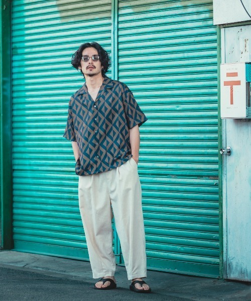 improves(インプローブス)の「【improves】梨地 総柄 オープンカラー 半袖シャツ(シャツ/ブラウス・メンズ・キャメル/ターコイズブルー/チャコール/ホワイト/オレンジ・X-LARGE/MEDIUM/LARGE)」の15枚目の写真