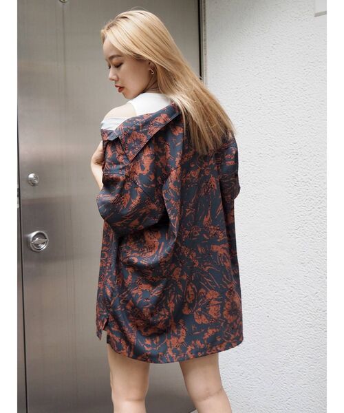 EVRIS（エヴリス）の「original flower ハーフスリーブシャツ【セットアップ着用可能】（シャツ/ブラウス・レディース・ブラック/イエロー/グリーン・FREE）」の17枚目の写真