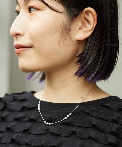 Aresense（アーセンス）の「Harpo/アルポ Liquid silver and pearl beads necklace/リキッドシルバー×パールネックレス（ネックレス・レディース・シルバー・ONE SIZE）」の2枚目の写真