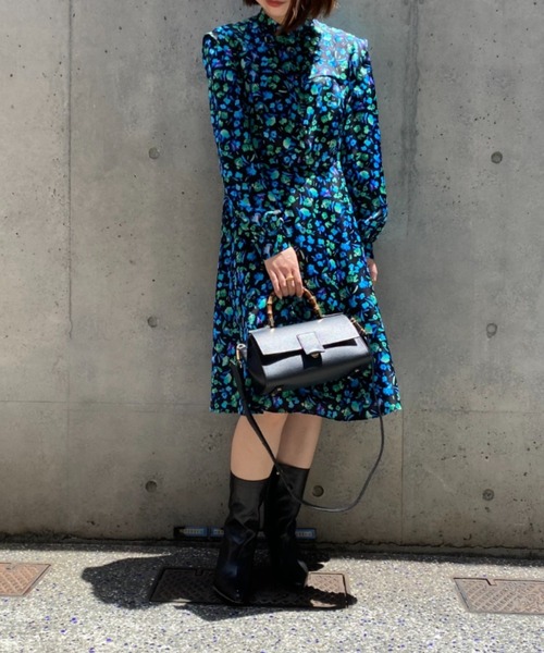 美品‼️allureville花柄ワンピースピンクです 楊柳シアーフラワープリントワンピース|allureville OFFICIAL