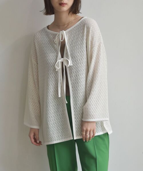 RETRO GIRL（レトロガール）の「スカシリボン２WAYカーデ（Tシャツ/カットソー・レディース・ブラウン/ブラック/グリーン/ホワイト・FREE）」の2枚目の写真