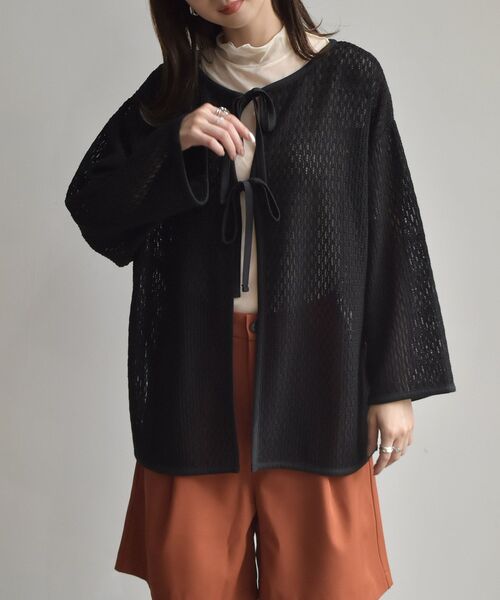 RETRO GIRL（レトロガール）の「スカシリボン２WAYカーデ（Tシャツ/カットソー・レディース・ブラウン/ブラック/グリーン/ホワイト・FREE）」の3枚目の写真