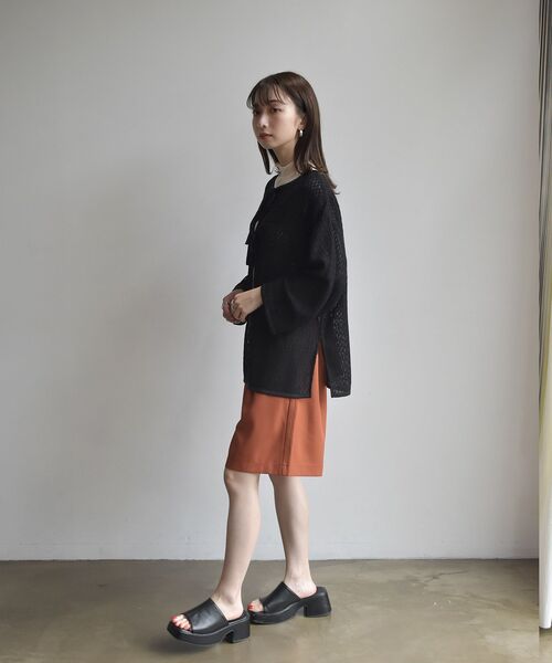 RETRO GIRL（レトロガール）の「スカシリボン２WAYカーデ（Tシャツ/カットソー・レディース・ブラウン/ブラック/グリーン/ホワイト・FREE）」の14枚目の写真