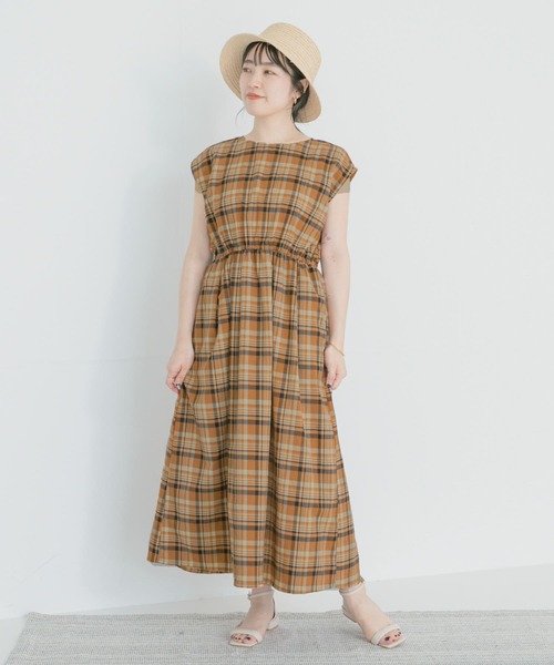 ITEMS URBANRESEARCH(アイテムズ アーバンリサーチ)の「ウエストギャザーチェックワンピース(ワンピース・レディース・オレンジ/ブラック/ネイビー・FREE)」の21枚目の写真