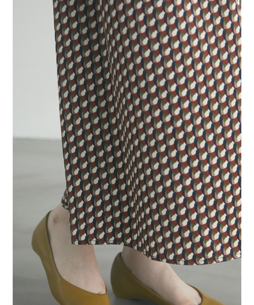 armonia（アルモニーア）の「armonia.レトロ柄リラックスワンピース（ワンピース・レディース・バーガンディー/ブラック/ネイビー・FREE）」の14枚目の写真