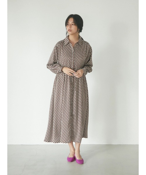 armonia（アルモニーア）の「armonia.レトロ柄リラックスワンピース（ワンピース・レディース・バーガンディー/ブラック/ネイビー・FREE）」の18枚目の写真