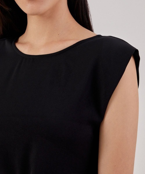 Love,Bonito(ラブボニート)の「マディソン Vバック トップス(その他トップス・レディース・ブラック/グリーン・MEDIUM/SMALL/LARGE)」の6枚目の写真