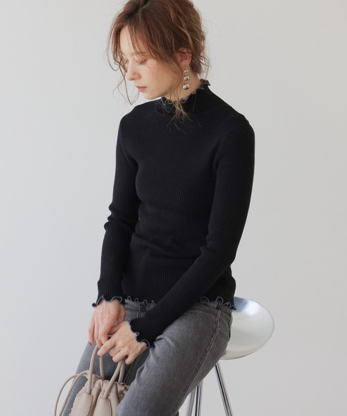 frames RAY CASSIN（フレームスレイカズン）の「WEB限定　配色メローリブタートルニット（ニット/セーター・レディース・ブラック/キナリ/ライトパープル/イエロー×グリーン/ブラック系/グレー系/グリーン系・FREE）」の19枚目の写真