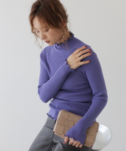 frames RAY CASSIN（フレームスレイカズン）の「WEB限定　配色メローリブタートルニット（ニット/セーター・レディース・ブラック/キナリ/ライトパープル/イエロー×グリーン/ブラック系/グレー系/グリーン系・FREE）」の22枚目の写真