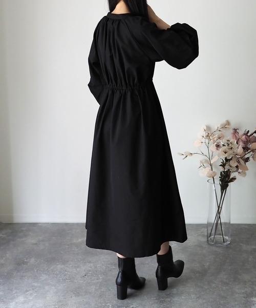 Riberry（リベリー）の「タックボリューム袖ワンピース（ワンピース・レディース・アイボリー/ブラック/グリーン・FREE）」の11枚目の写真