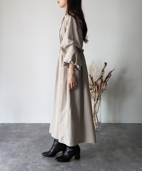 Riberry（リベリー）の「タックボリューム袖ワンピース（ワンピース・レディース・アイボリー/ブラック/グリーン・FREE）」の20枚目の写真