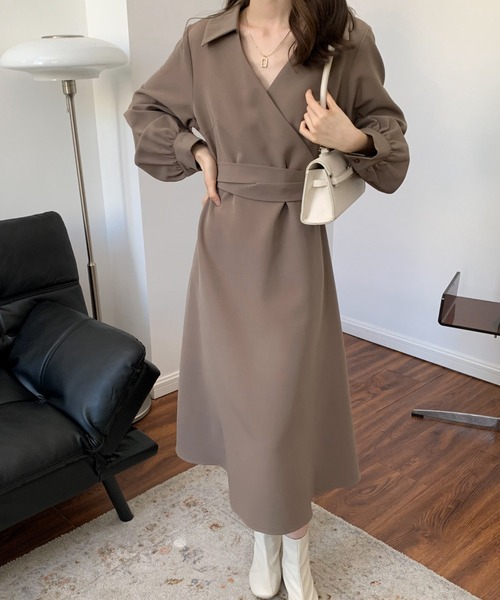 ECLIN(エクラン)の「バックリボンAラインカシュクールワンピース(ワンピース・レディース・ブラック/ベージュ/モカ・FREE)」の20枚目の写真