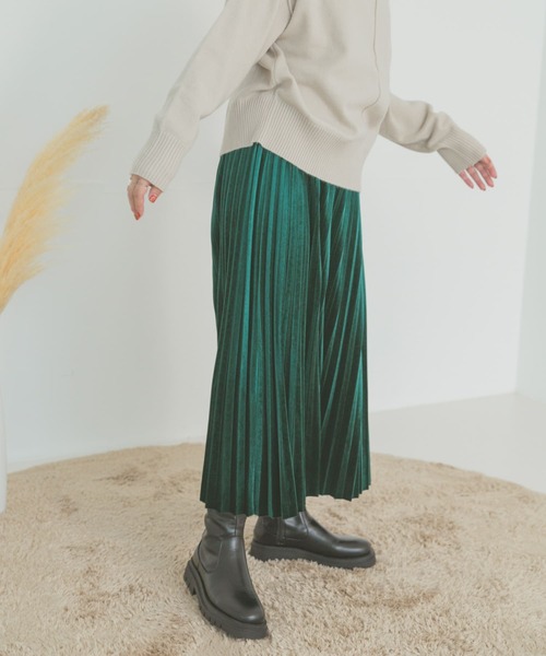 ITEMS URBANRESEARCH（アイテムズ アーバンリサーチ）の「ベロアプリーツスカート（スカート・レディース・ブラック/グリーン/ライトベージュ・FREE）」の7枚目の写真