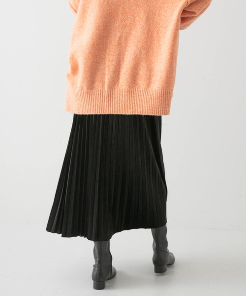 ITEMS URBANRESEARCH（アイテムズ アーバンリサーチ）の「ベロアプリーツスカート（スカート・レディース・ブラック/グリーン/ライトベージュ・FREE）」の17枚目の写真