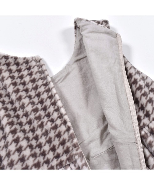 BeBe（ベベ）の「BeBe/【お揃い】ベロア千鳥柄フリルリボンワンピースベビー(80~90cm)（その他ベビーウェア・キッズ・ピンク系その他/ベージュ系その他・90/80）」の15枚目の写真