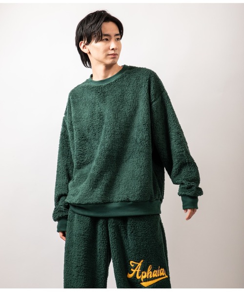 Beno(ビーノ)の「シルキーボア オーバーシルエット クルーネックトレーナー(スウェット・メンズ・オフホワイト/ブラック/イエロー/グリーン/ピンクベージュ・L/M)」の4枚目の写真