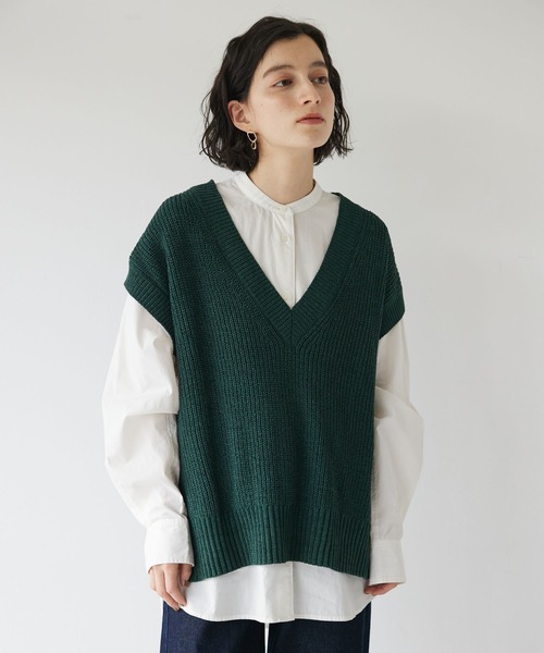 CRAFT STANDARD BOUTIQUE（クラフトスタンダードブティック）の「モールニットVネックベスト　◆（ベスト・レディース・グリーン/ブルー/モカ/ブラック・FREE）」の4枚目の写真