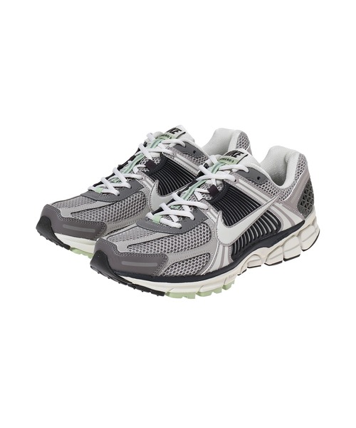 発送は1月７日。Nike Zoom Vomero 5 レディース スニーカー NIKE】ZOOM VOMERO 5（スニーカー）｜NIKE（ナイキ
