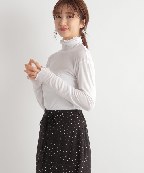 Andemiu（アンデミュウ）の「カットリブタートル180544（Tシャツ/カットソー・レディース・ブラック/グレー/オフホワイト・FREE）」の4枚目の写真