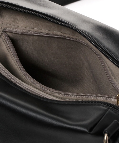 GLOBAL WORK（グローバルワーク）の「スペ軽財布ショルダー/173806（ショルダーバッグ・レディース・オフホワイト/ブラック/グリーン・FREE）」の15枚目の写真