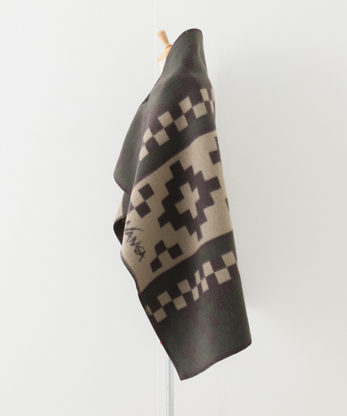 NANGA(ナンガ)の「【NANGA / ナンガ】 FOLK (CHECKERCROSS)ブランケット(ストール/ショール・メンズ・グリーン・FREE)」の2枚目の写真