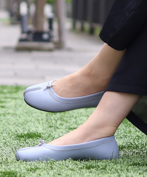 LibertyDoll（リバティードール）の「足袋パンプス（パンプス・レディース・グリーン/ブラック/キャメル/ブラック系その他/グレイッシュベージュ/ブラウン/シルバー/ブラック系その他2/ライトグリーン/アイボリー/ライトブルー/ベージュ/ダークブラウン/ホワイト/レッド/ゴールド・3L/S/LL/L/M/4L）」の19枚目の写真