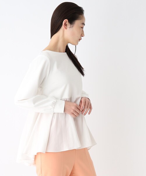 OPAQUE.CLIP（オペークドットクリップ）の「◆ドッキングペプラム カットソー（Tシャツ/カットソー・レディース・オフホワイト/ブラック/ライトベージュ・38/40/42）」の5枚目の写真