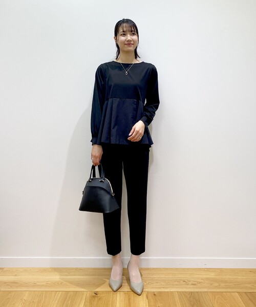 OPAQUE.CLIP（オペークドットクリップ）の「◆ドッキングペプラム カットソー（Tシャツ/カットソー・レディース・オフホワイト/ブラック/ライトベージュ・38/40/42）」の21枚目の写真