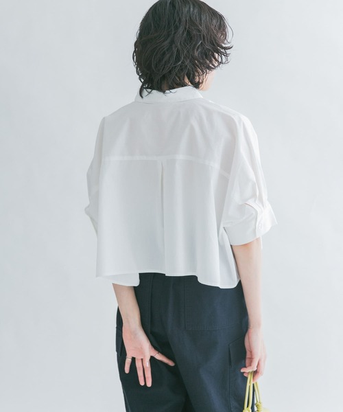 KBF(ケイビーエフ)の「クロップドWIDEシャツ(シャツ/ブラウス・レディース・ブラック/オフホワイト/ラベンダー/イエロー系その他・ONE)」の15枚目の写真