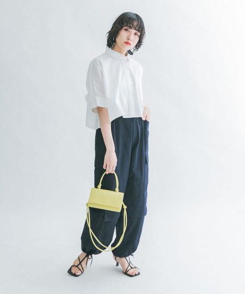 KBF(ケイビーエフ)の「クロップドWIDEシャツ(シャツ/ブラウス・レディース・ブラック/オフホワイト/ラベンダー/イエロー系その他・ONE)」の19枚目の写真